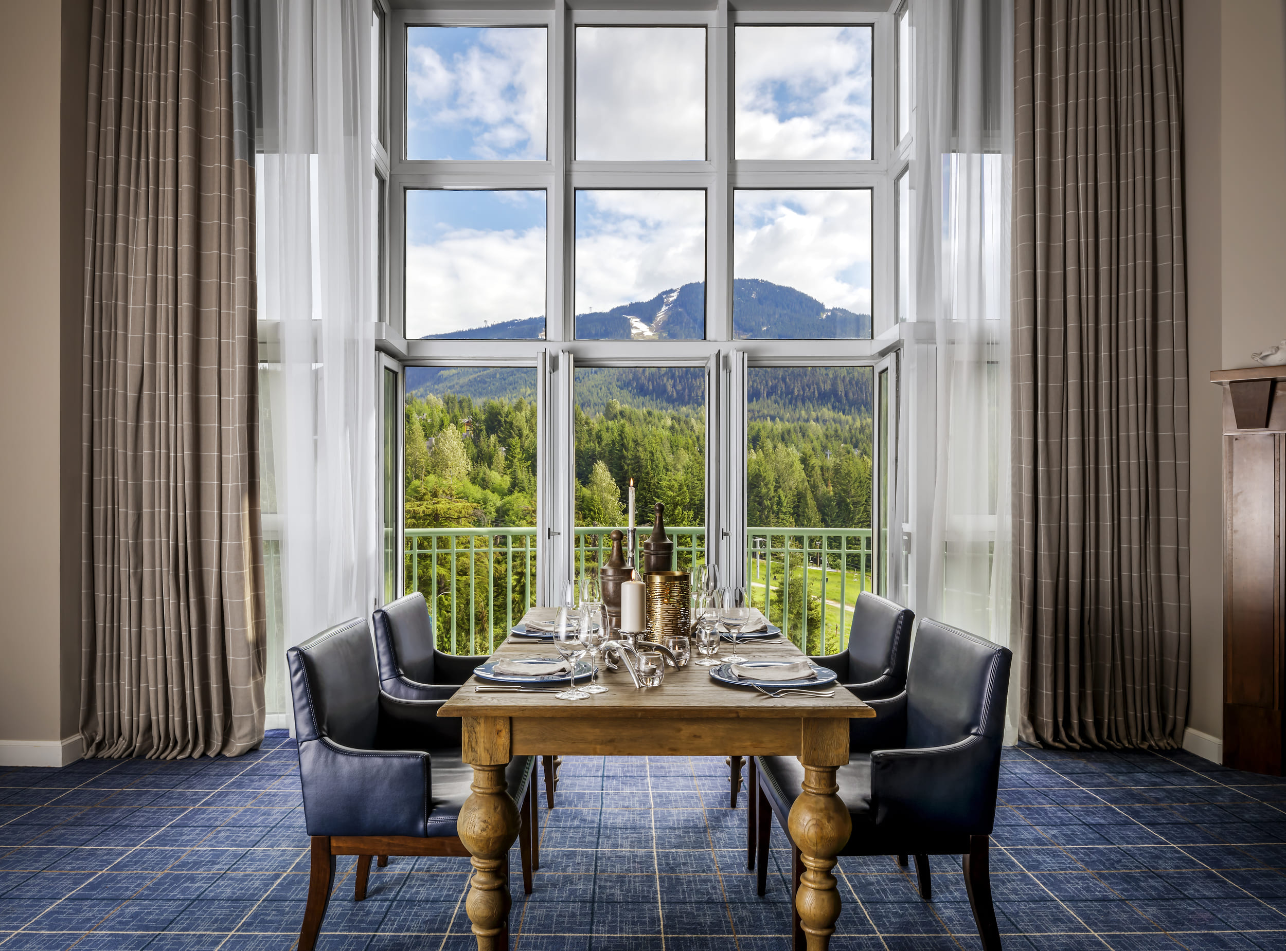 Picture of 6 Penthouse Window Designs for a Sleek and Modern Home