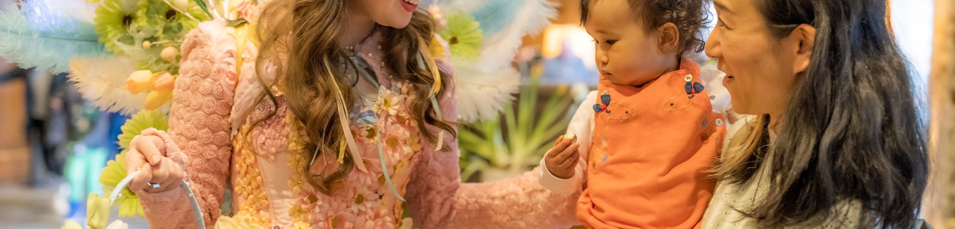 mom and daughter at easter