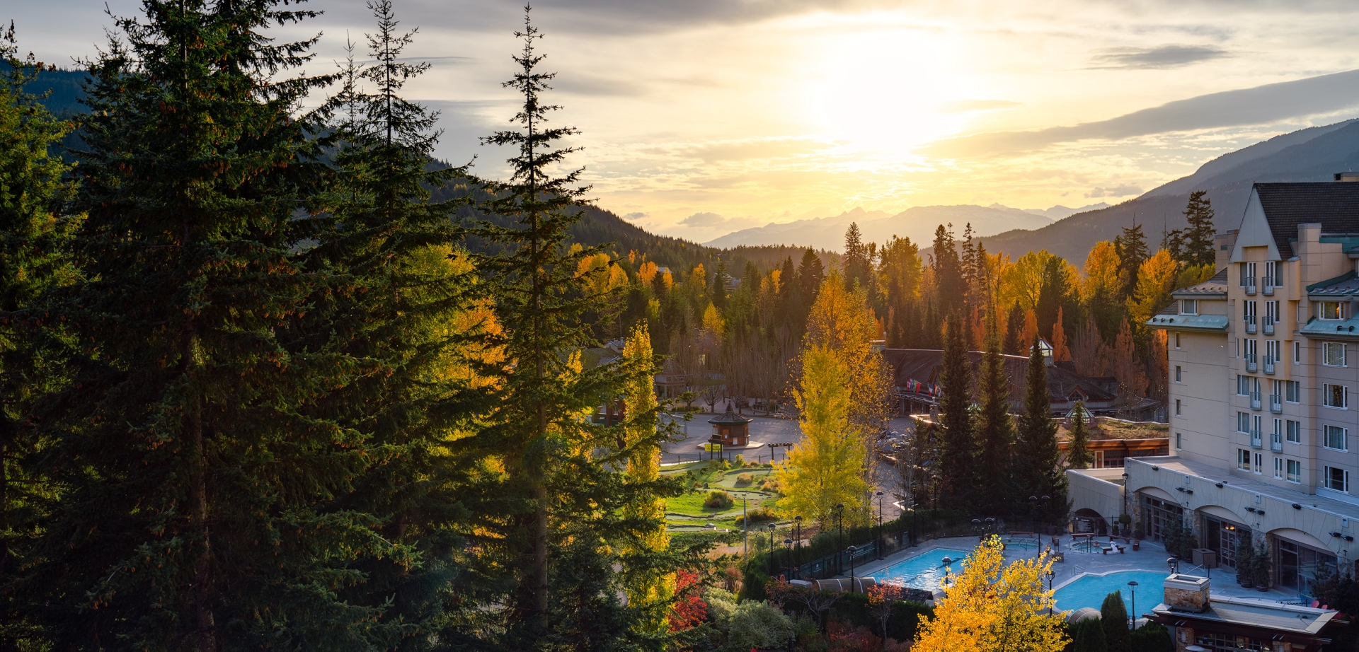 Fairmont Chateau Whistler Fall exterior