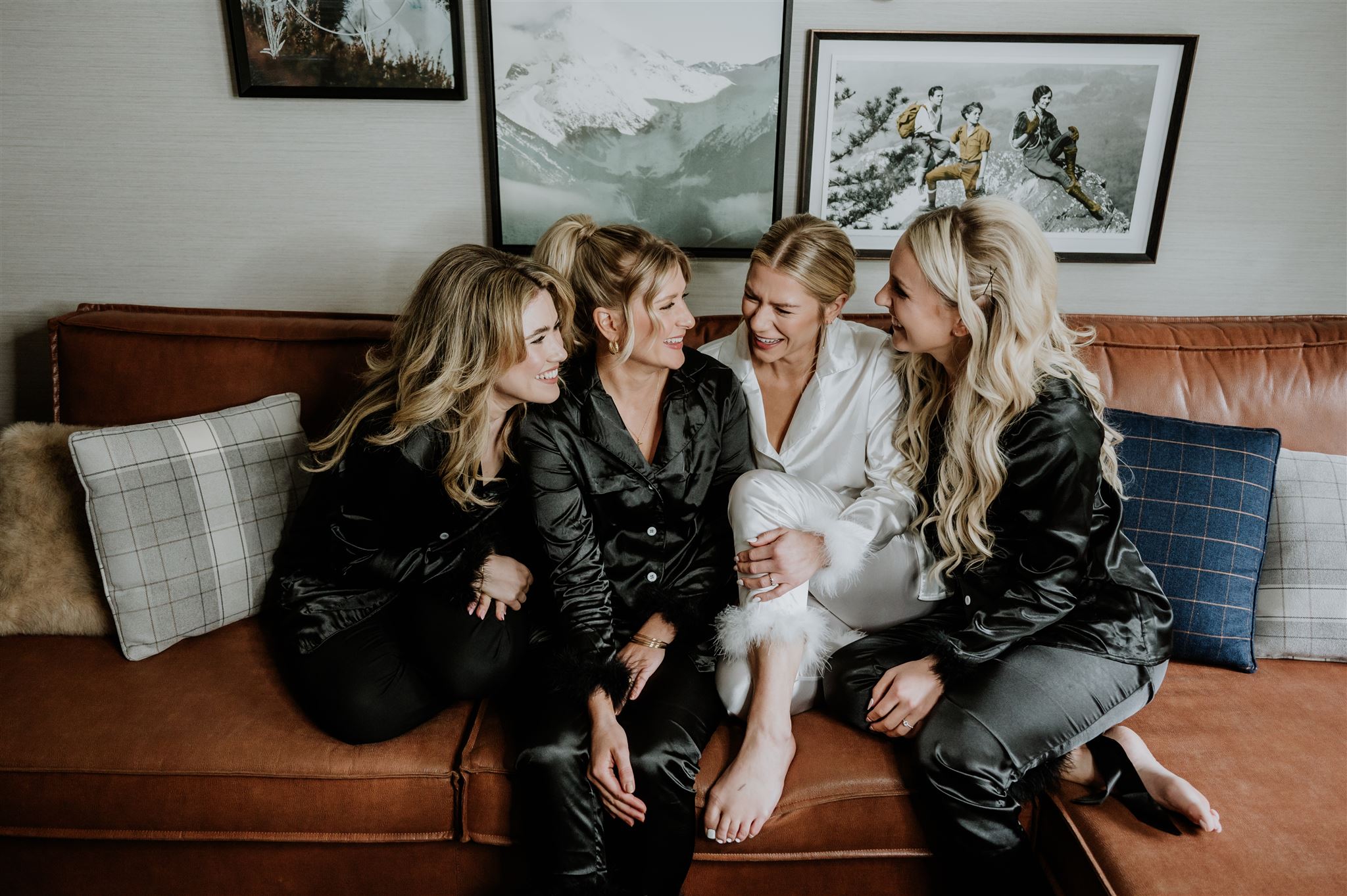 girls getting ready for wedding