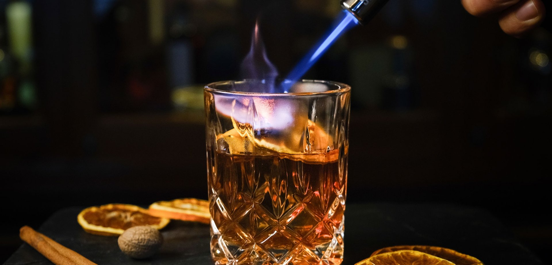 cocktail making at the mallard lounge